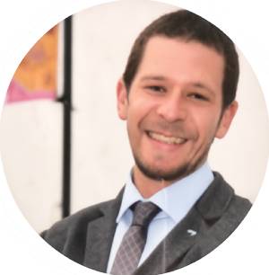 Andrés Abalos Weisser - Abogado especialista en Derecho Fiscal y Tributario, Universidad de Chile